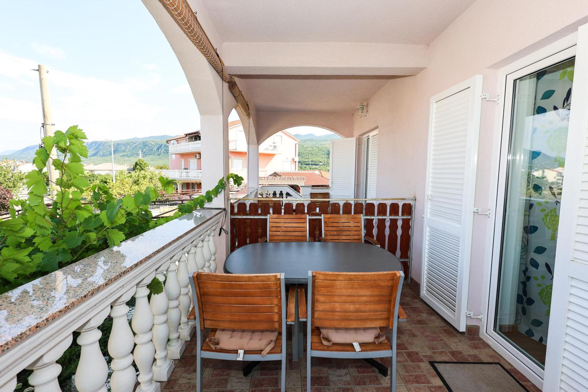 Apartment Sabira *